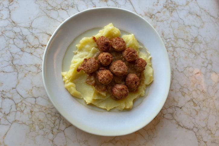 Vegan İsveç Köfte Tabağı